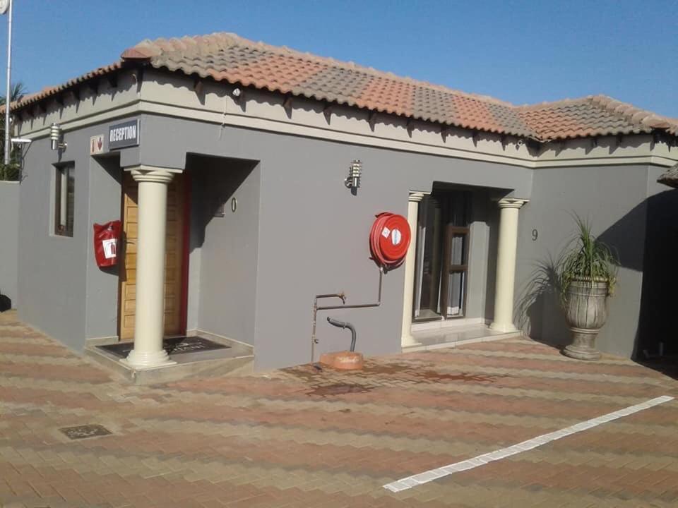 Thavhani Guest House Thohoyandou Exterior foto